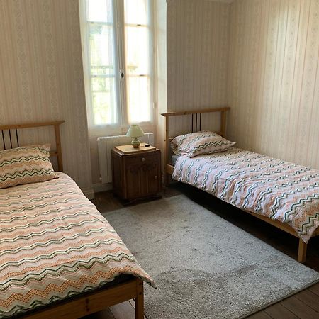 Maison Lushbrooks Moutier-Malcard Luaran gambar
