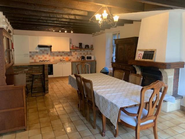 Maison Lushbrooks Moutier-Malcard Luaran gambar
